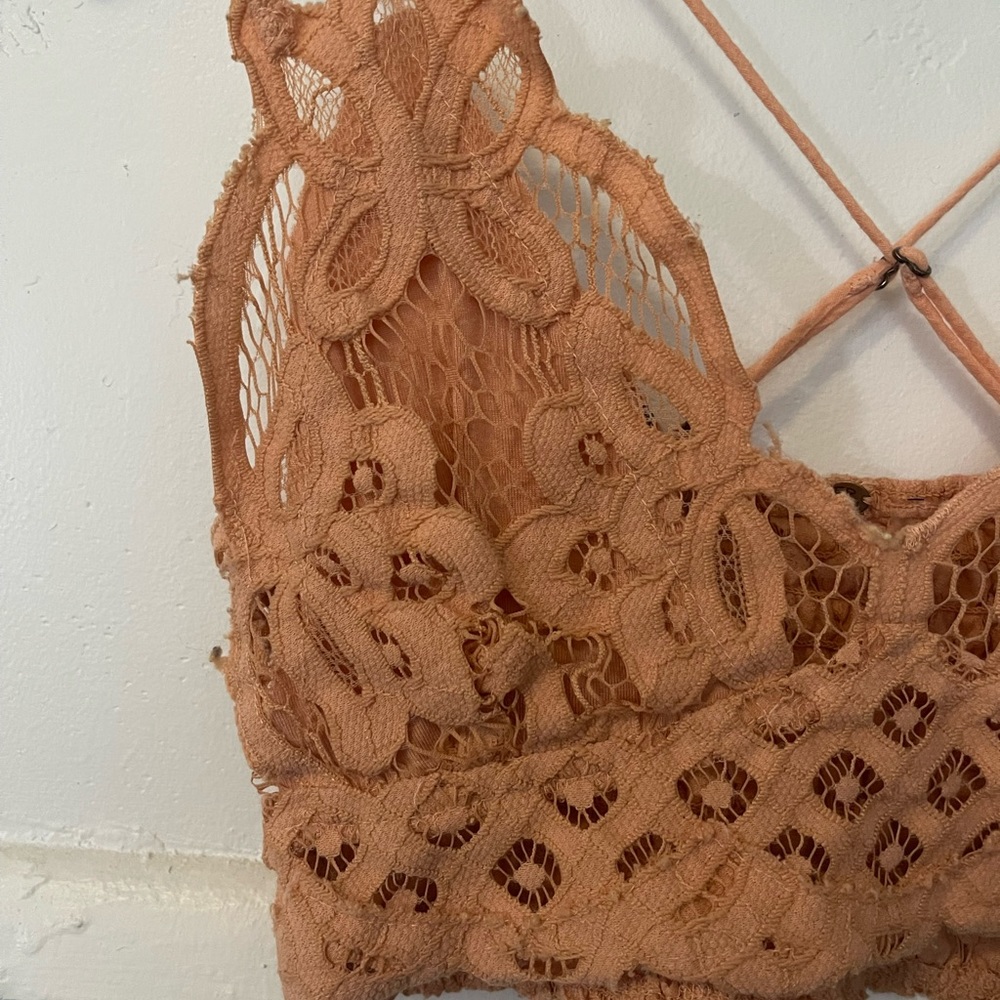 FP Movement by Free People Bralette Top / Crop Top Light Pink / Peach Lace -  S - Picture 7 of 9